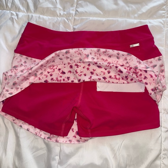 NWT Adidas Women's Pink Golf Tour Animal Print Pull On Skort Size Medium Size L - Picture 6 of 7